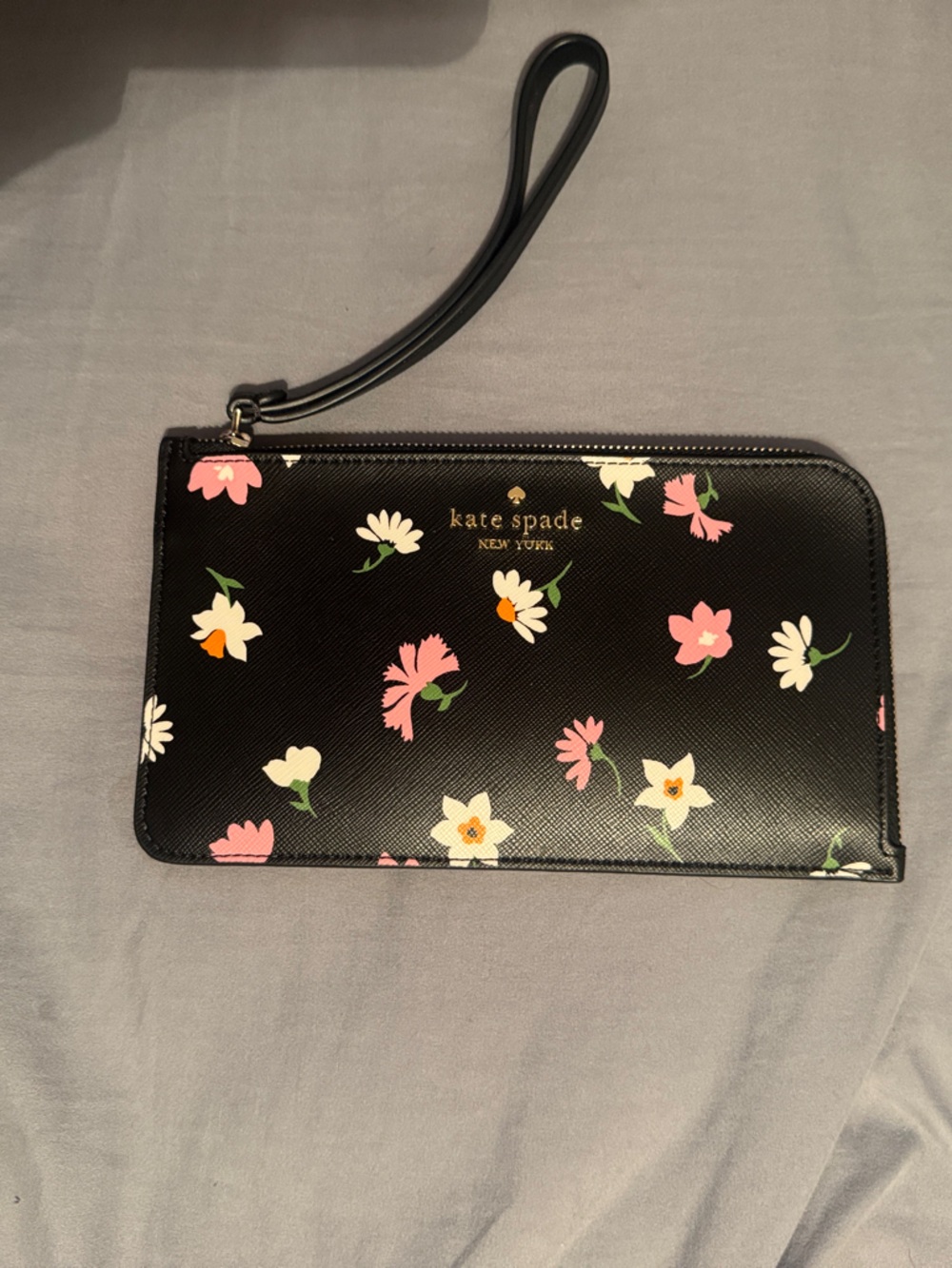 kate spade Black Floral Zip Wristlet Card Holder